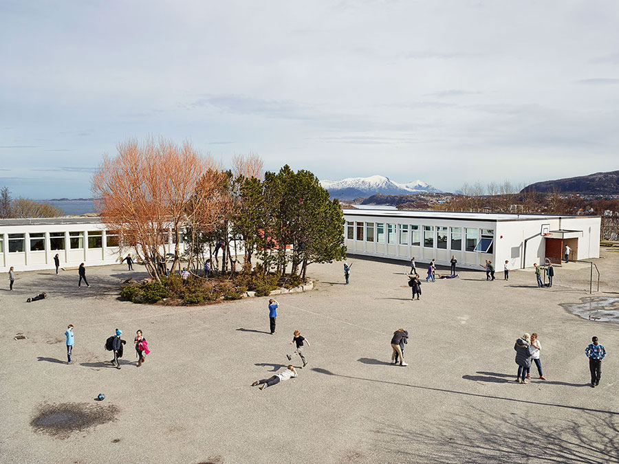 norvège-cour-recreation