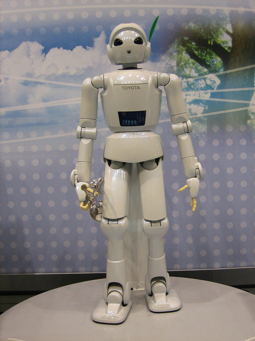 3-partner-robot