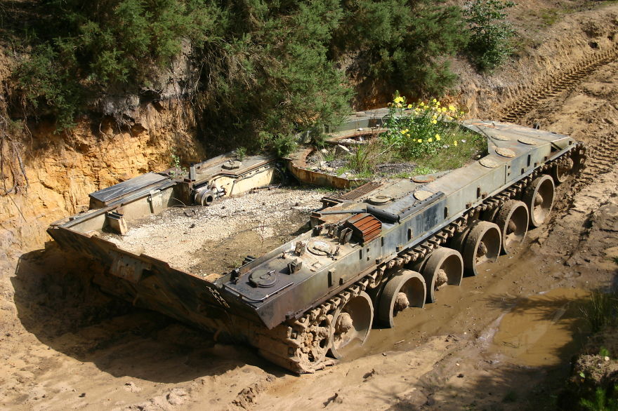 19-ukraine-tank