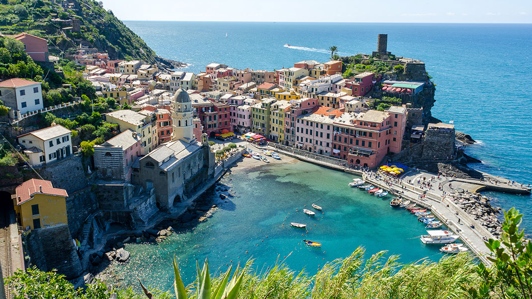 Un village des Cinque Terre sur Shutterstock