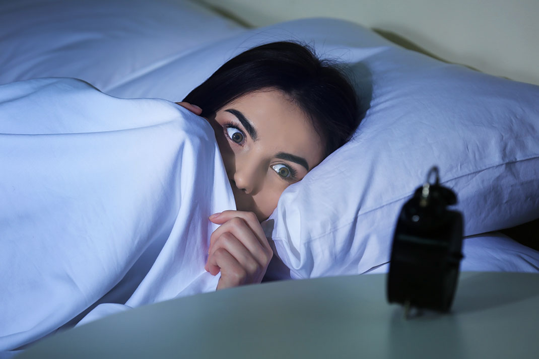 Jeune-femme-insomniaque-shutterstock