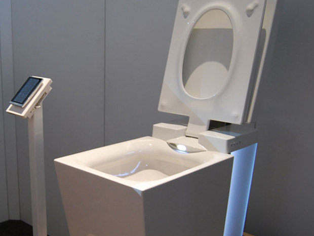 numi-des-toilettes-futuristes-sur-lesquelles-vous-pourrez-rester-des-heures-2