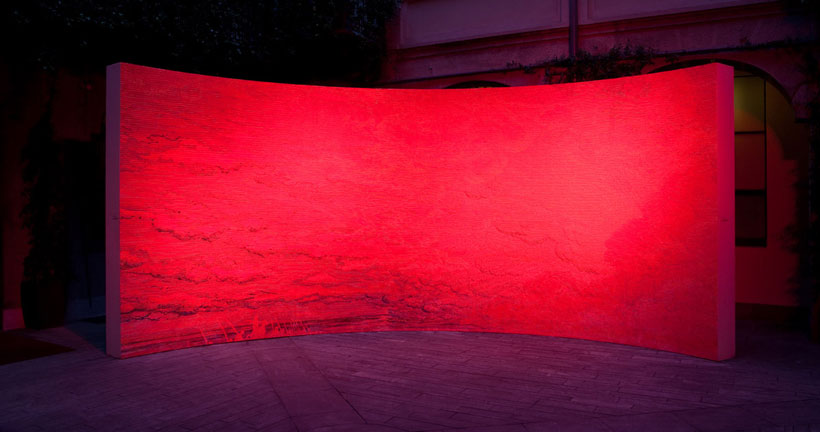 des-murs-stupefiants-qui-se-metamorphosent-en-fonction-de-la-lumiere20