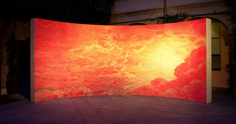 des-murs-stupefiants-qui-se-metamorphosent-en-fonction-de-la-lumiere23