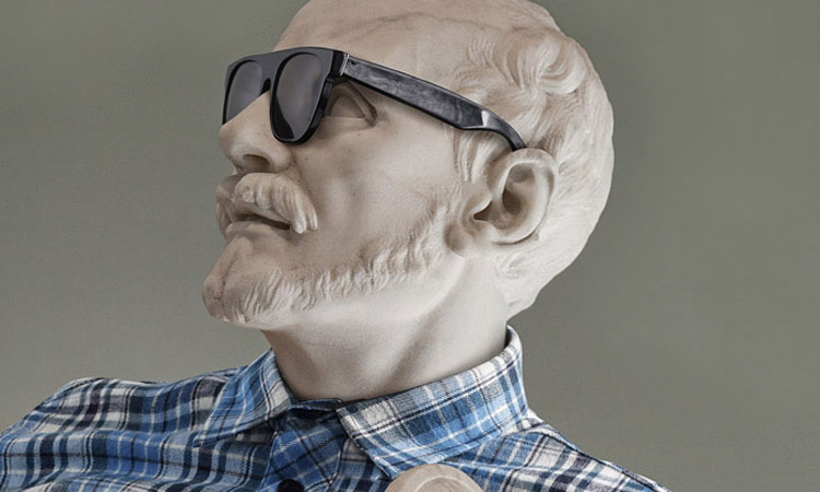 les-celebres-sculptures-du-louvre-completement-relookees-en-hipster-une