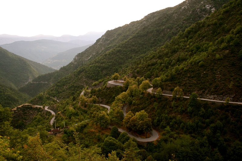 21_routes_spectaculaires_que_vous_devez_parcourir_au_moins_une_fois_dans_votre_vie_9