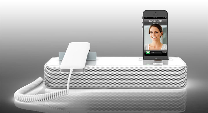 audioffice-laccessoire-geek-qui-transforme-votre-iphone-en-telephone-fixe-1