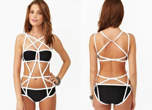 16-types-de-maillots-de-bains-improbables-et-originaux-a-porter-ou-pas-cet-ete21
