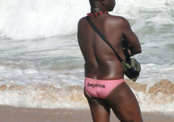 16-types-de-maillots-de-bains-improbables-et-originaux-a-porter-ou-pas-cet-ete29