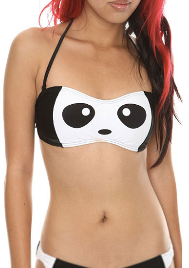 16-types-de-maillots-de-bains-improbables-et-originaux-a-porter-ou-pas-cet-ete33