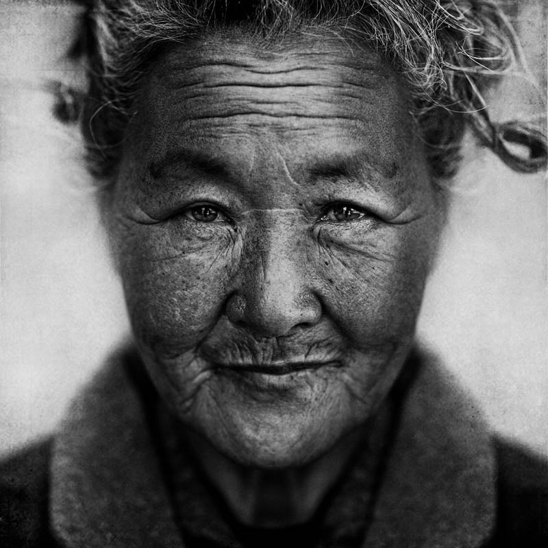 25_portraits_de_sans_abri_realises_en_noir_et_blanc_qui_ne_vous_laisseront_pas_insensible_7