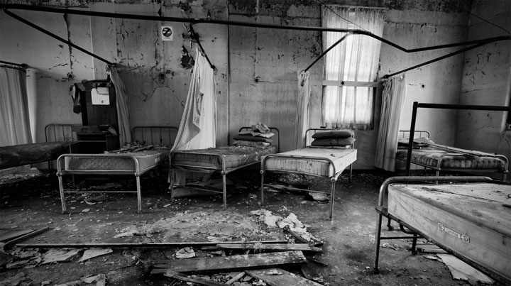 a-la-decouverte-des-asiles-abandonnes-les-plus-flippants-du-monde8
