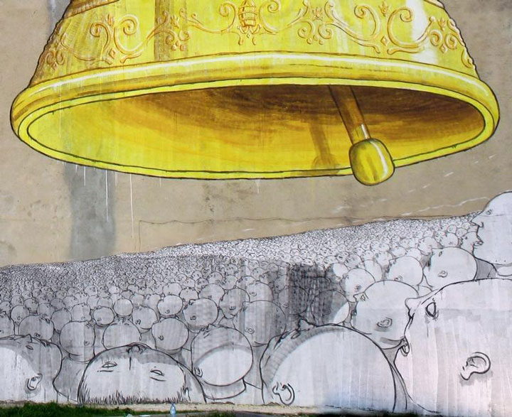 blu-lartiste-urbain-qui-metamorphose-les-facades-dimmeubles-avec-ses-peintures-engagees44