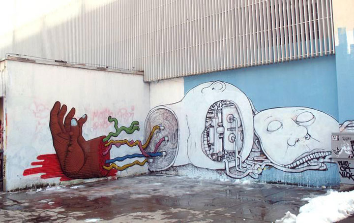 blu-lartiste-urbain-qui-metamorphose-les-facades-dimmeubles-avec-ses-peintures-engagees94