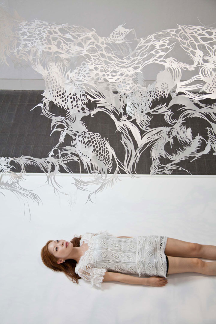 les-extraordinaires-sculptures-de-papier-decoupees-a-la-main-de-nahoko-kojima11