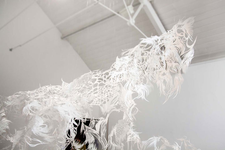 les-extraordinaires-sculptures-de-papier-decoupees-a-la-main-de-nahoko-kojima2