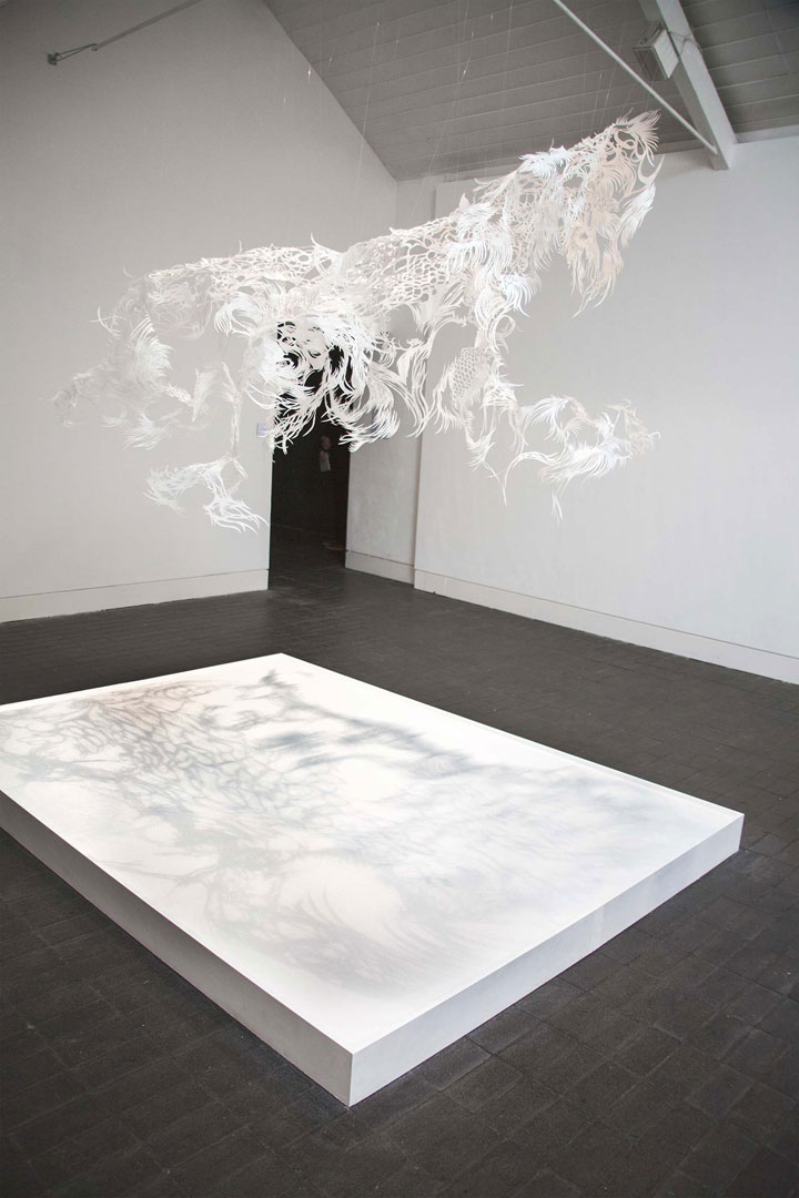 les-extraordinaires-sculptures-de-papier-decoupees-a-la-main-de-nahoko-kojima3