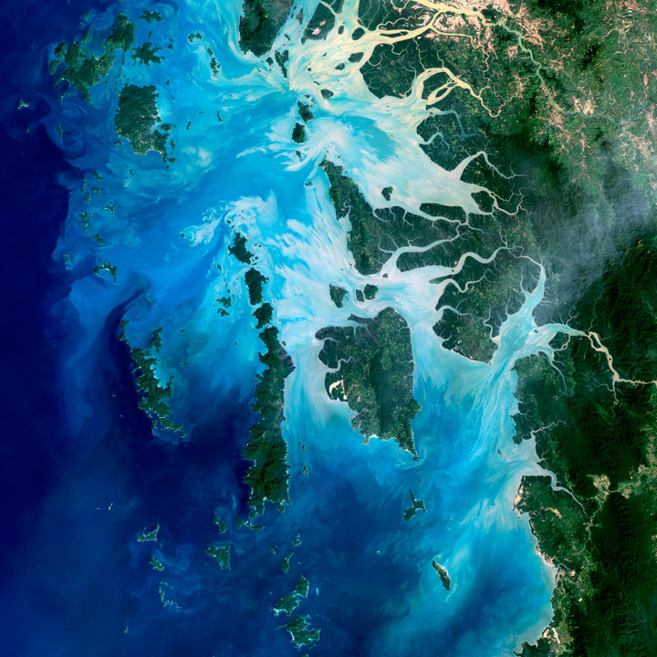 55-photographies-epoustouflantes-de-la-terre-vue-de-lespace-prises-par-des-satellites-de-la-nasa12