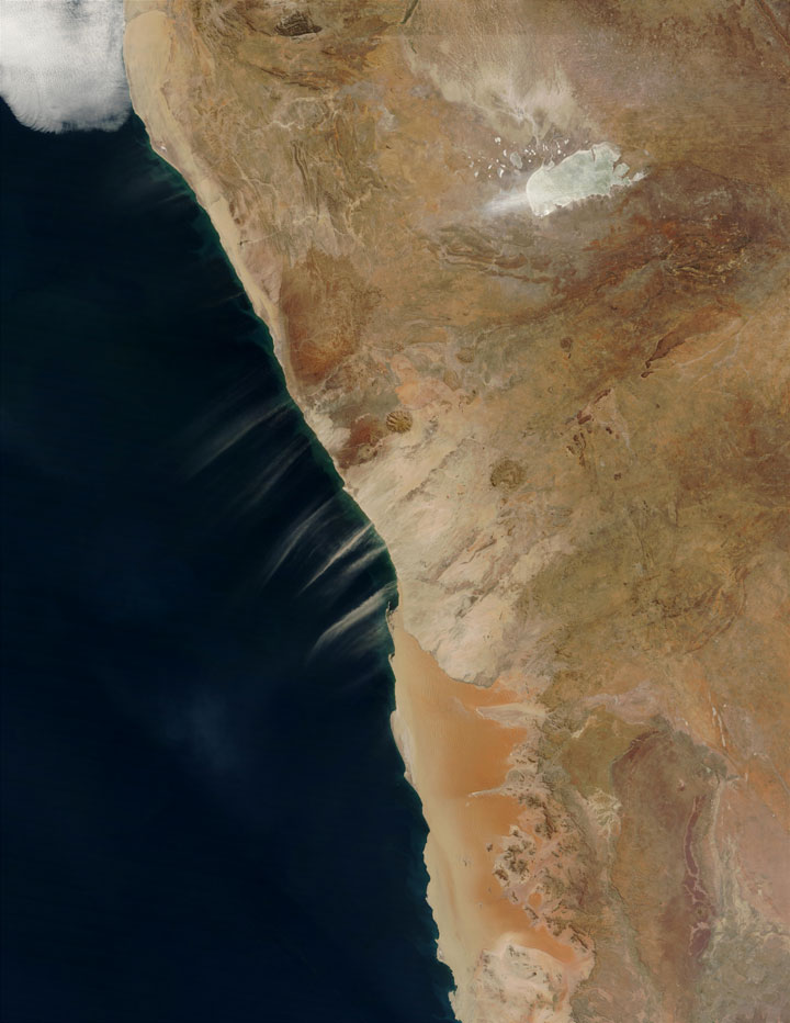 55-photographies-epoustouflantes-de-la-terre-vue-de-lespace-prises-par-des-satellites-de-la-nasa13