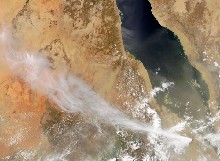 55-photographies-epoustouflantes-de-la-terre-vue-de-lespace-prises-par-des-satellites-de-la-nasa23