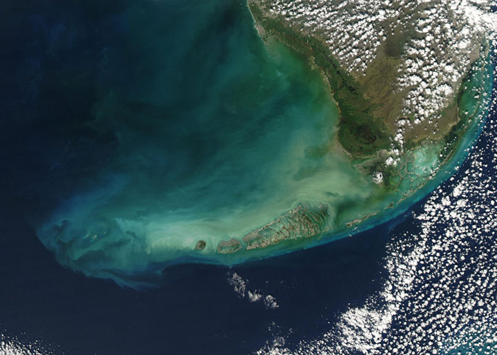 55-photographies-epoustouflantes-de-la-terre-vue-de-lespace-prises-par-des-satellites-de-la-nasa3