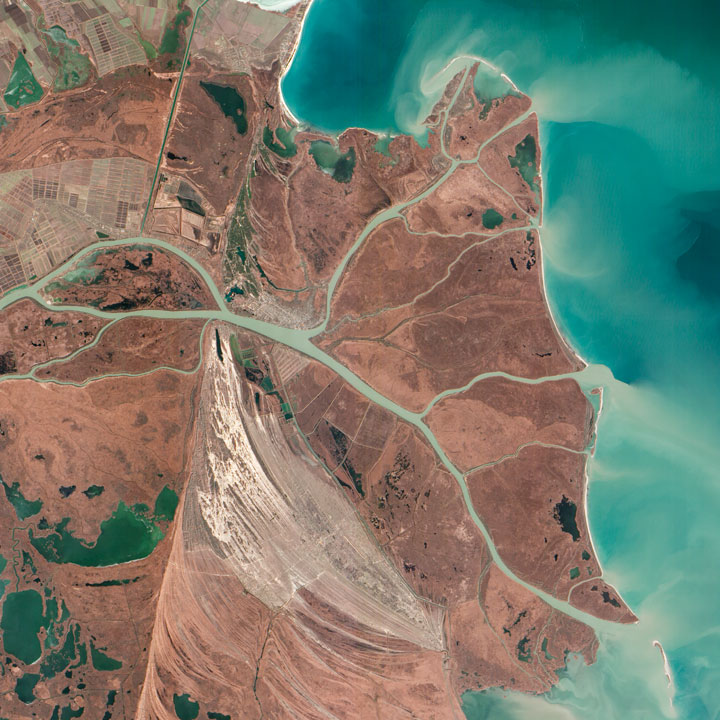 55-photographies-epoustouflantes-de-la-terre-vue-de-lespace-prises-par-des-satellites-de-la-nasa9