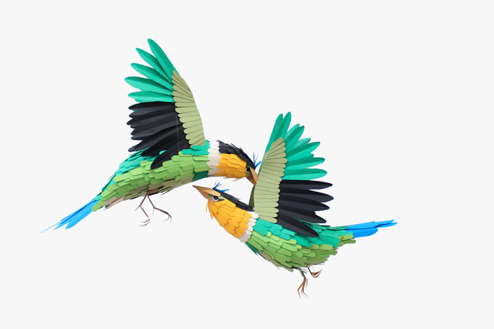 ces-sublimes-reproductions-doiseaux-multicolores-sont-entierement-faites-de-papier8