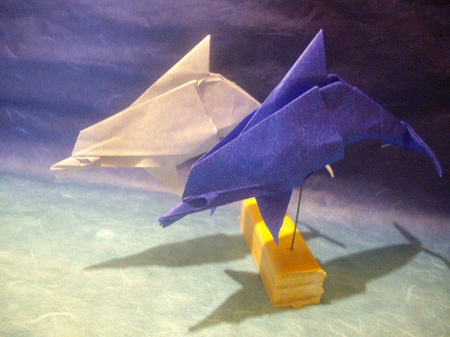 des-feuilles-de-papier-se-metamorphosent-en-magnifiques-animaux-grace-a-des-origamis14