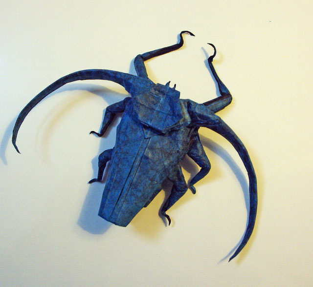 des-feuilles-de-papier-se-metamorphosent-en-magnifiques-animaux-grace-a-des-origamis21