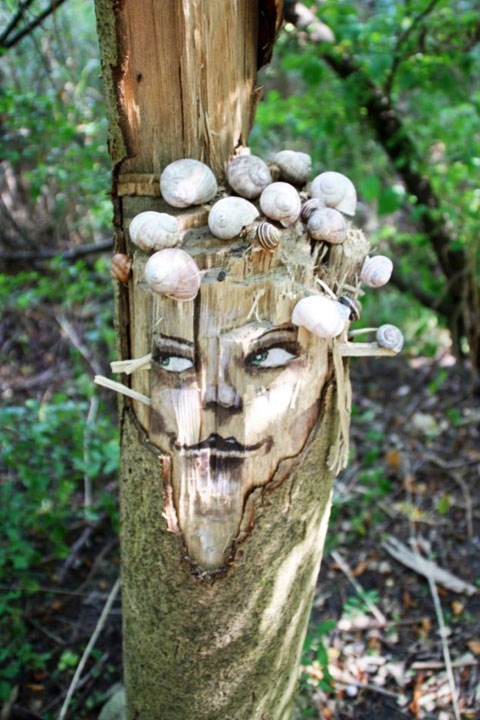 quand-le-street-art-se-met-au-vert-et-se-mele-a-la-nature-30