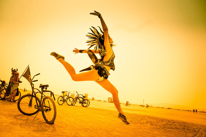 105-cliches-exceptionnels-du-burning-man-festival-le-rassemblement-surrealiste-dartistes-du-monde-entier93