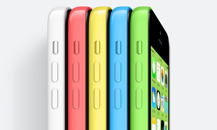 apple-reduit-la-production-diphone-5c-face-aux-faibles-ventes-de-son-smartphoneUne