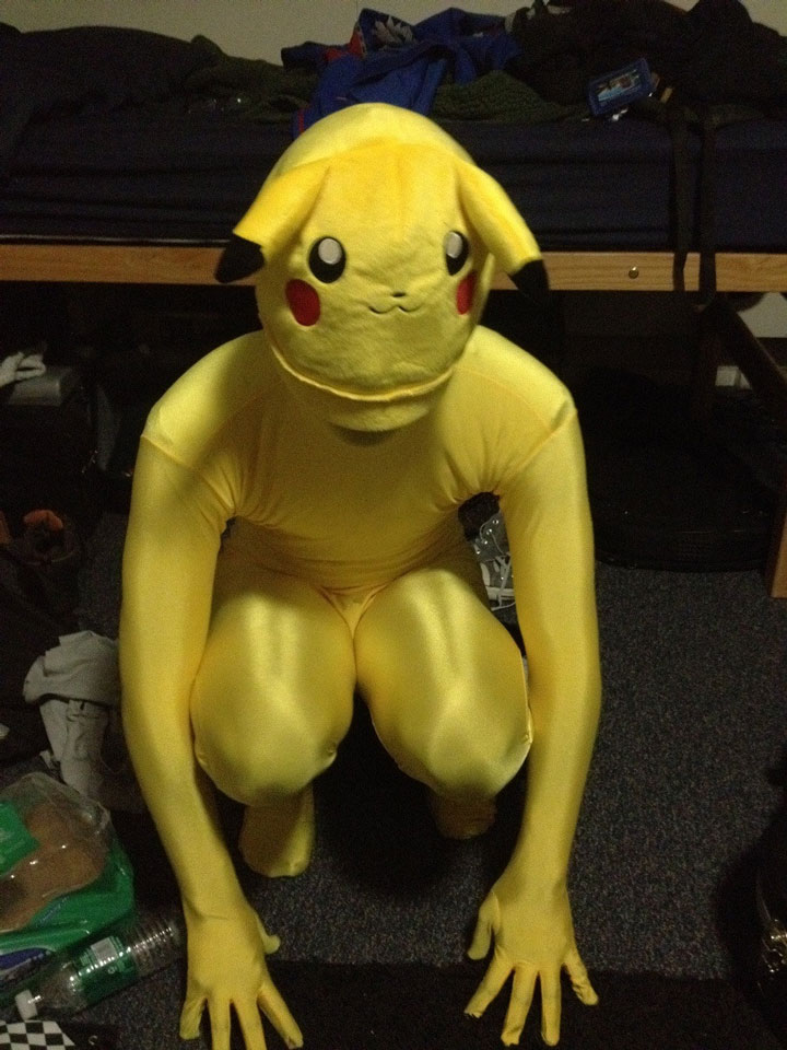 20-hommages-a-pikachu-qui-netaient-vraiment-pas-necessaires14