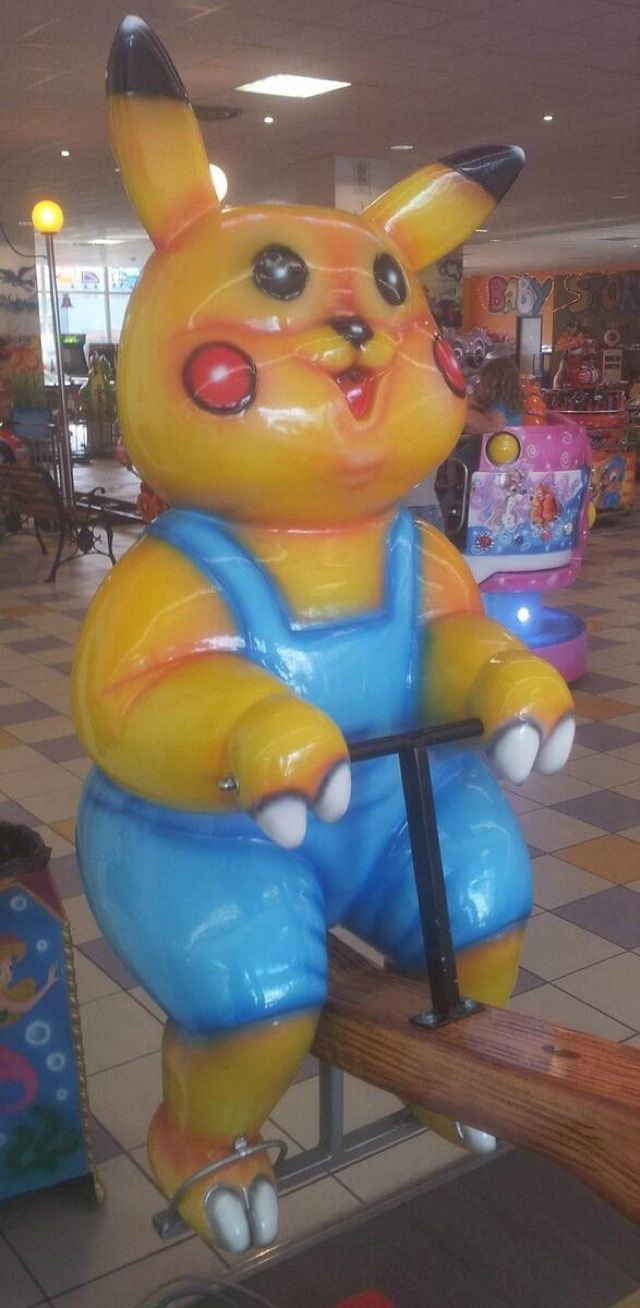 20-hommages-a-pikachu-qui-netaient-vraiment-pas-necessaires20