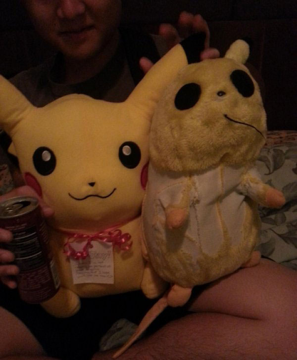 20-hommages-a-pikachu-qui-netaient-vraiment-pas-necessaires8
