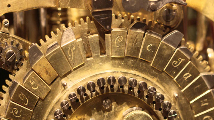 cet-automate-vieux-de-240-ans-compose-uniquement-de-rouages-peut-etre-programme-pour-ecrire-ce-que-vous-voulez5