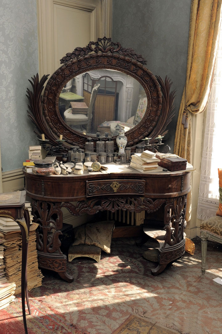 decouvrez-lincroyable-appartement-parisien-de-madame-de-florian-laisse-inoccupe-pendant-70-ans2