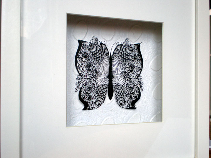 hina-realise-de-magnifiques-oeuvres-en-papier-decoupees-avec-une-precision-stupefiante4