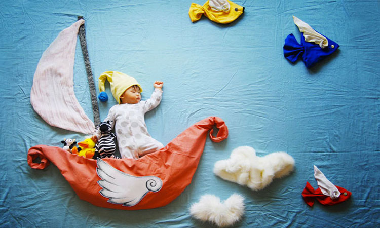 une-maman-transforme-les-siestes-de-son-bebe-en-de-veritables-petites-aventures-colorees-une