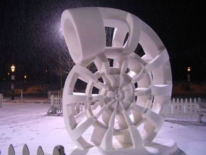 20-sculptures-impressionnantes-qui-feront-fondre-de-jalousie-nos-traditionnels-bonhommes-de-neige20