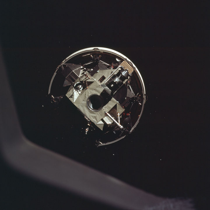 decouvrez-des-images-inedites-de-la-mission-apollo-11-devoilees-par-la-nasa10