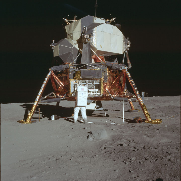 decouvrez-des-images-inedites-de-la-mission-apollo-11-devoilees-par-la-nasa64