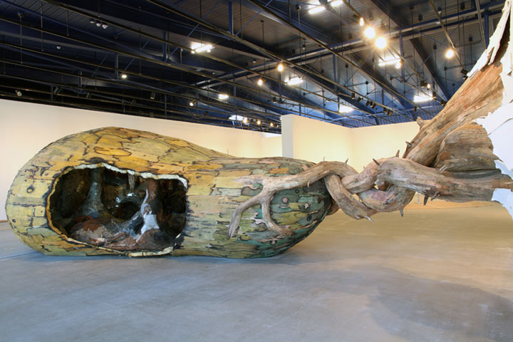 decouvrez-les-surprenantes-installations-en-bois-dun-artiste-bresilien38