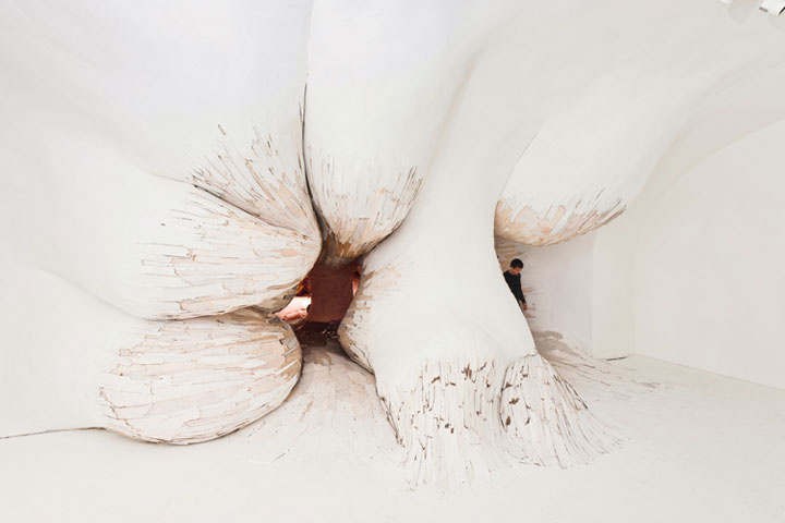 decouvrez-les-surprenantes-installations-en-bois-dun-artiste-bresilien51