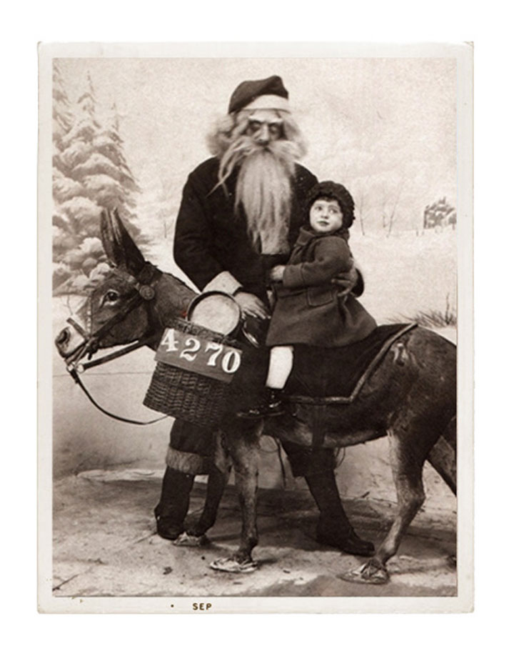 les-premiers-costumes-de-pere-noel-datant-du-siecle-dernier-sont-absolument-effrayantes17