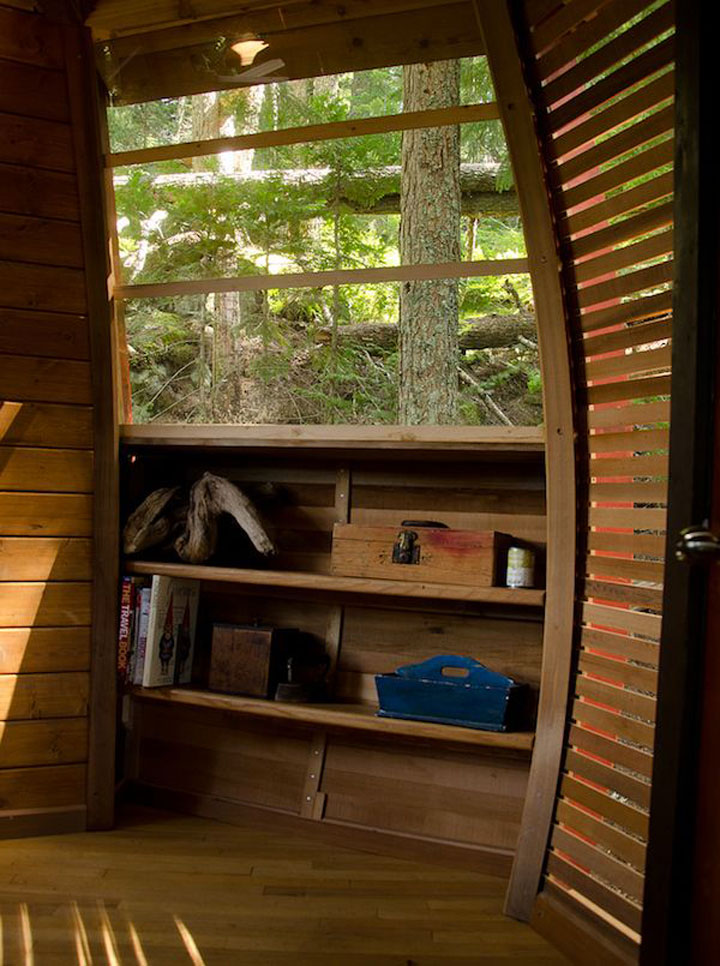 prenez-de-la-hauteur-avec-ses-somptueuses-maisons-perchees-dans-les-arbres41