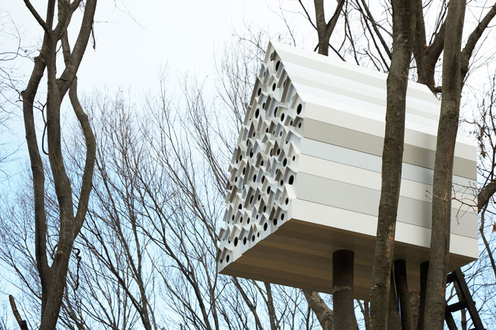 prenez-de-la-hauteur-avec-ses-somptueuses-maisons-perchees-dans-les-arbres54