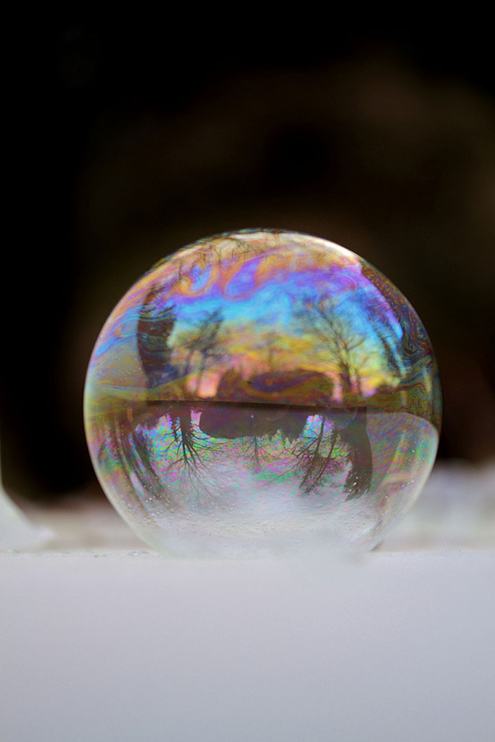 des-sumbliles-bulles-de-savon-gelees-par-le-froid1