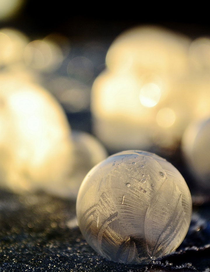 des-sumbliles-bulles-de-savon-gelees-par-le-froid12