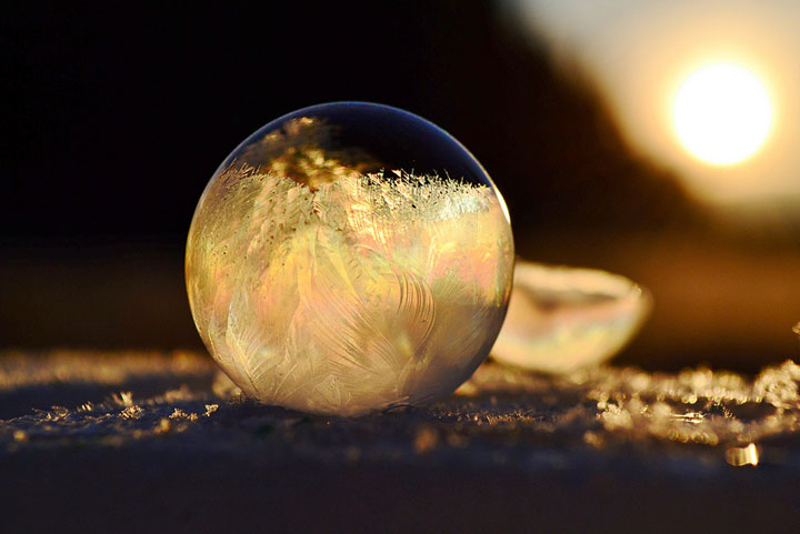 des-sumbliles-bulles-de-savon-gelees-par-le-froid22